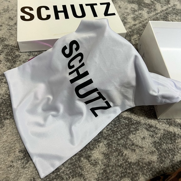 SCHUTZ FUSCHIA HEEL 7.5 NBW - Picture 4 of 9